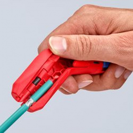 ErgoStrip Cтриппер универсальный для круглых проводов, 0.2-4 мм², d8-13 мм, длина 135 мм, для левшей