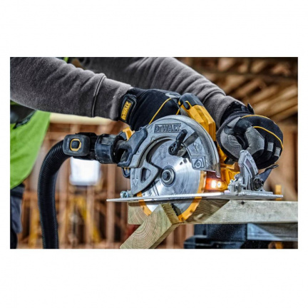 Пила дисковая аккумуляторная DeWalt DCS570N-B1 (без акк, без з/у)