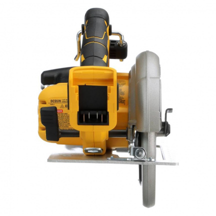 Пила дисковая аккумуляторная DeWalt DCS570N-B1 (без акк, без з/у)